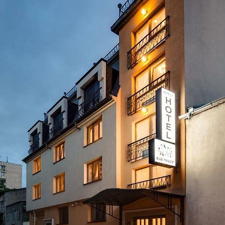 Family Hotel Anna รูเซ ภายนอก รูปภาพ